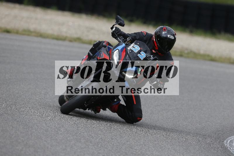 /09 19.04.2026  Caremotion get faster ADR/Gruppe gruen/22